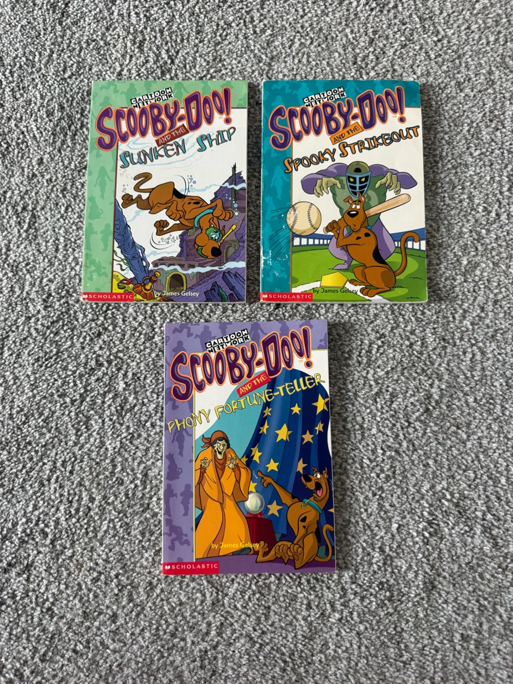 Bundle of 3 Scooby Doo Chapter Books